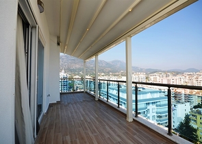 دوبلكس ساحرة - على البحر مبشرة - اثاث فاخر - 3غرف وصالة -مهموتلار / الانيا 