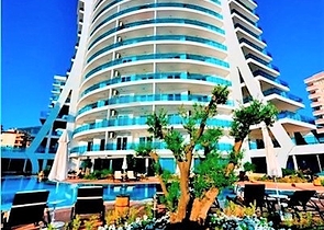 دوبلكس ساحرة - على البحر مبشرة - اثاث فاخر - 3غرف وصالة -مهموتلار / الانيا 