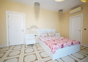 دوبلكس ساحرة - على البحر مبشرة - اثاث فاخر - 3غرف وصالة -مهموتلار / الانيا 