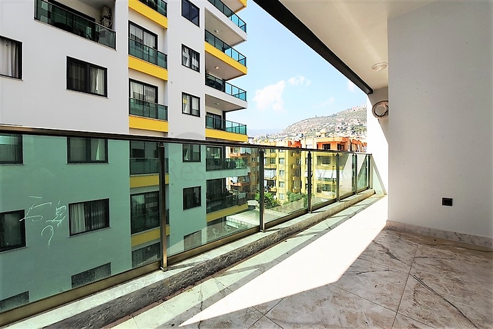 مجمع فاخر - شقق 2 غرفة وصالة - مطبخ منفصل -في مركز الانيا 