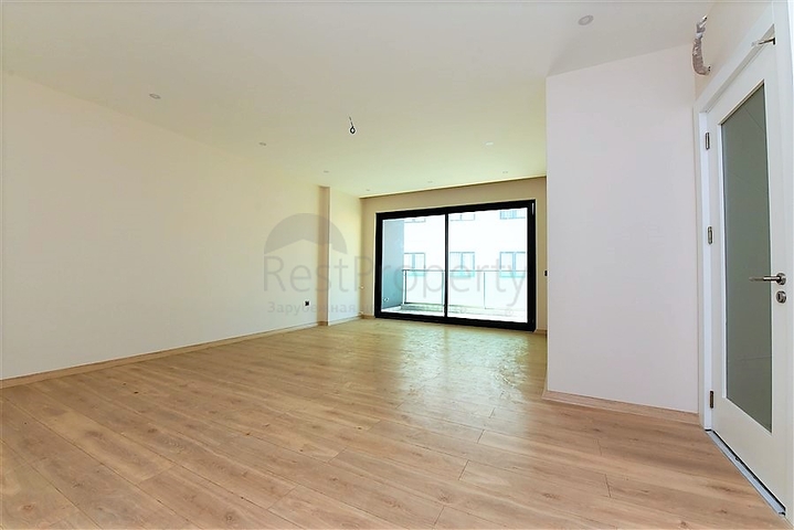 مجمع فاخر - شقق 2 غرفة وصالة - مطبخ منفصل -في مركز الانيا 