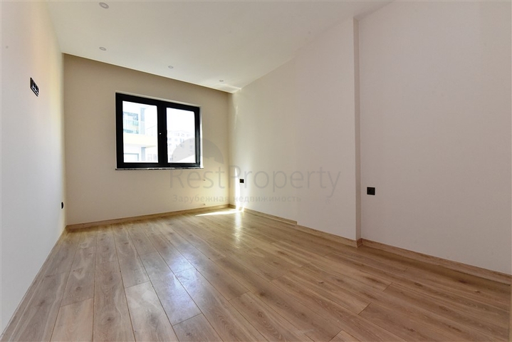 مجمع فاخر - شقق 2 غرفة وصالة - مطبخ منفصل -في مركز الانيا 