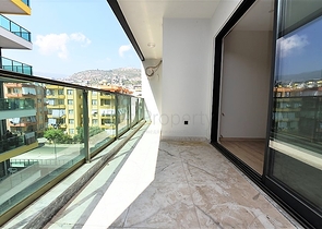 مجمع فاخر - شقق 2 غرفة وصالة - مطبخ منفصل -في مركز الانيا 