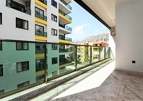 مجمع فاخر - شقق 2 غرفة وصالة - مطبخ منفصل -في مركز الانيا 