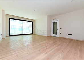 مجمع فاخر - شقق 2 غرفة وصالة - مطبخ منفصل -في مركز الانيا 