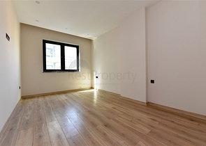 مجمع فاخر - شقق 2 غرفة وصالة - مطبخ منفصل -في مركز الانيا 