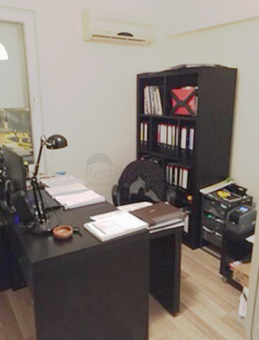 شقة 3 + 1 في مجمع 50 متر من البحر في كونيالتي