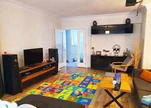 شقة 3 + 1 في مجمع 50 متر من البحر في كونيالتي