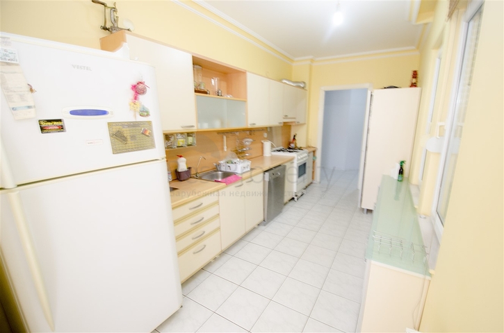 شقة 3 + 1 مطلة على البحر في وسط لارا أنطاليا