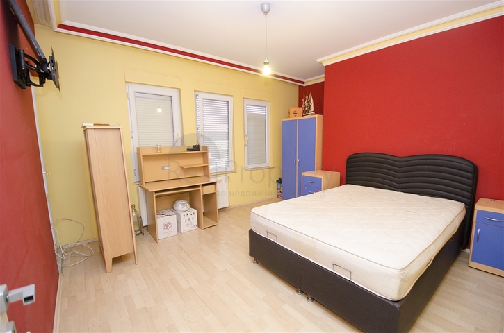 شقة 3 + 1 مطلة على البحر في وسط لارا أنطاليا