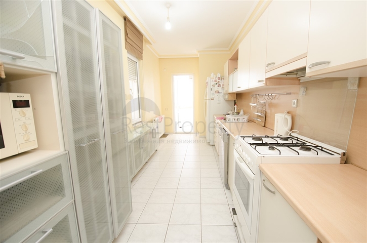 شقة 3 + 1 مطلة على البحر في وسط لارا أنطاليا