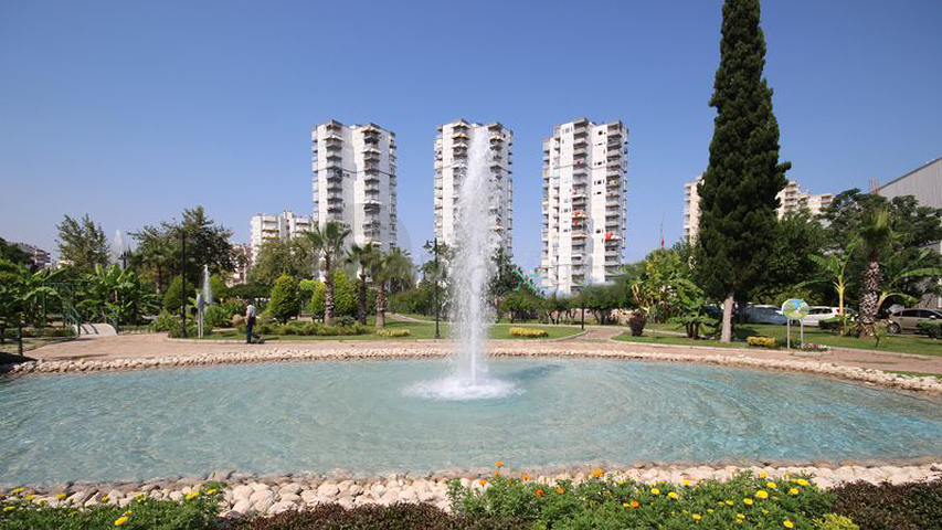 شقة 3 + 1 مطلة على البحر في وسط لارا أنطاليا