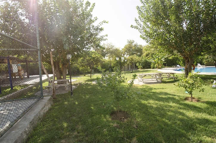 شقة 3 + 1 مطلة على البحر في وسط لارا أنطاليا