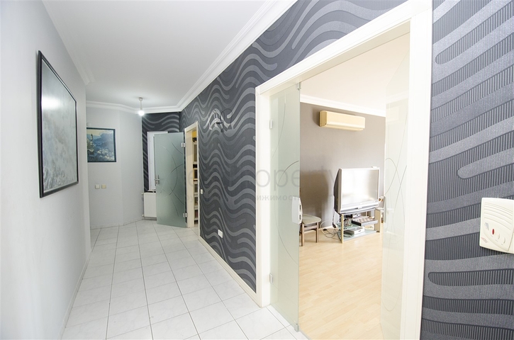 شقة 3 + 1 مطلة على البحر في وسط لارا أنطاليا