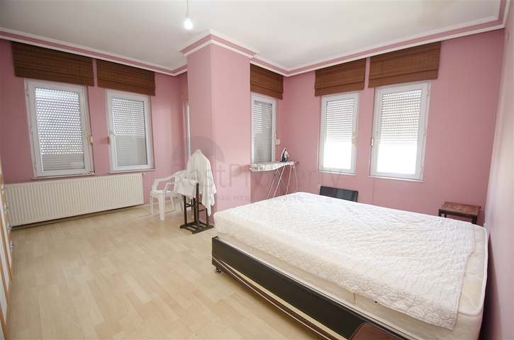 شقة 3 + 1 مطلة على البحر في وسط لارا أنطاليا