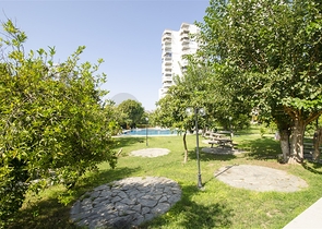 شقة 3 + 1 مطلة على البحر في وسط لارا أنطاليا