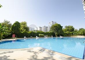 شقة 3 + 1 مطلة على البحر في وسط لارا أنطاليا