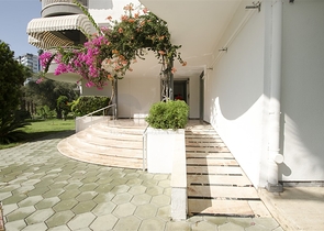 شقة 3 + 1 مطلة على البحر في وسط لارا أنطاليا