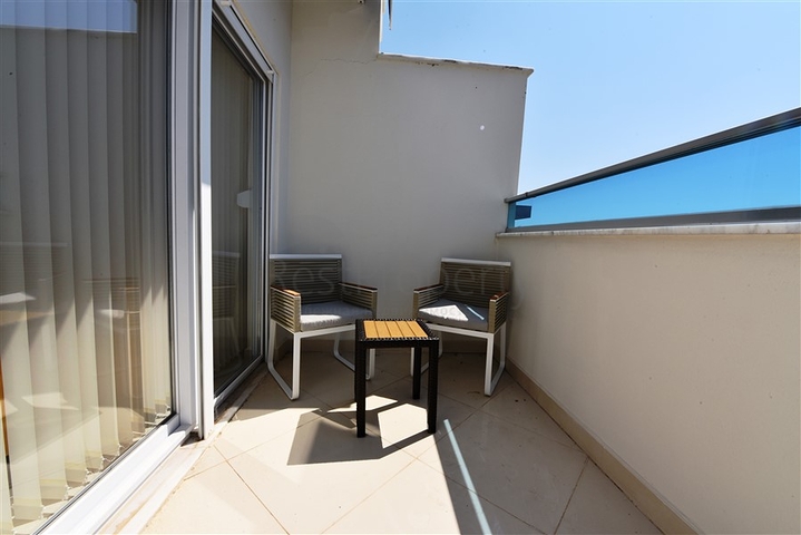 اطلالة بحر - بنتهاوس فاخرة - ضمن مجمع مميز بخدمات 5 نجوم -في مهموتلار / الانيا 