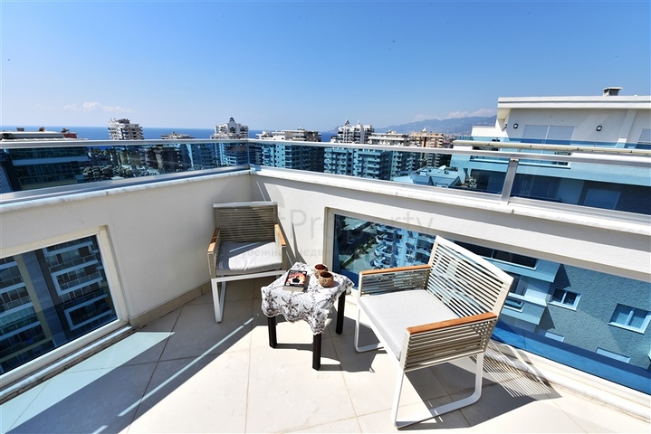 اطلالة بحر - بنتهاوس فاخرة - ضمن مجمع مميز بخدمات 5 نجوم -في مهموتلار / الانيا 