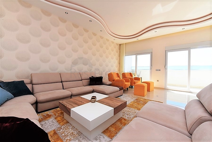 اطلالة بحر - بنتهاوس فاخرة - ضمن مجمع مميز بخدمات 5 نجوم -في مهموتلار / الانيا 