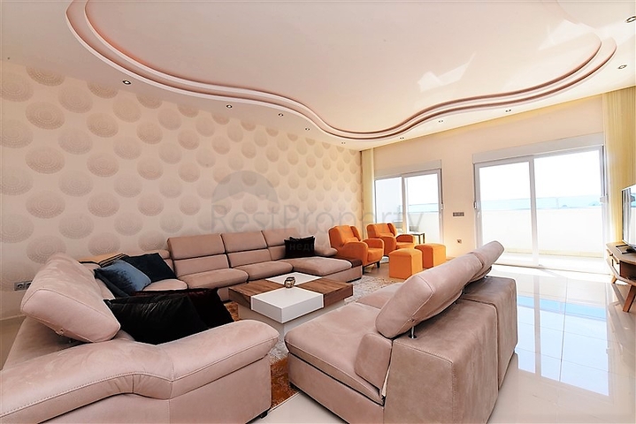 اطلالة بحر - بنتهاوس فاخرة - ضمن مجمع مميز بخدمات 5 نجوم -في مهموتلار / الانيا 