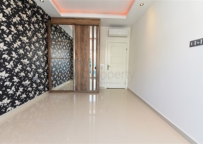 اطلالة بحر - بنتهاوس فاخرة - ضمن مجمع مميز بخدمات 5 نجوم -في مهموتلار / الانيا 