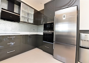 اطلالة بحر - بنتهاوس فاخرة - ضمن مجمع مميز بخدمات 5 نجوم -في مهموتلار / الانيا 