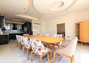 اطلالة بحر - بنتهاوس فاخرة - ضمن مجمع مميز بخدمات 5 نجوم -في مهموتلار / الانيا 