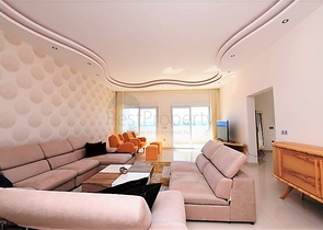 اطلالة بحر - بنتهاوس فاخرة - ضمن مجمع مميز بخدمات 5 نجوم -في مهموتلار / الانيا 