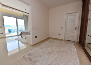 اطلالة بحر - بنتهاوس فاخرة - ضمن مجمع مميز بخدمات 5 نجوم -في مهموتلار / الانيا 