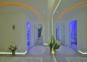 اطلالة بحر - بنتهاوس فاخرة - ضمن مجمع مميز بخدمات 5 نجوم -في مهموتلار / الانيا 