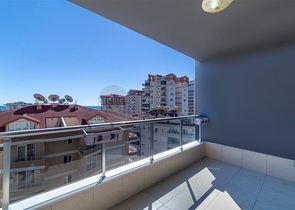 شقة عائلية من تصميم غرفتين وصالة -في منطقة جيكجلي الهادئة - الانيا