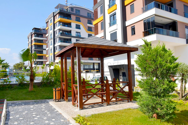 شقة 3 + 1 مع أثاث في كيبيز أنطاليا