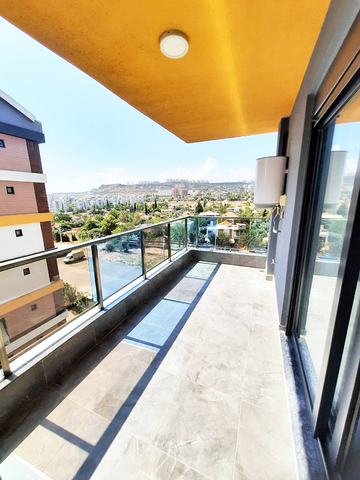 شقة 3 + 1 مع أثاث في كيبيز أنطاليا