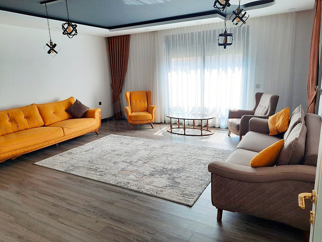 شقة 3 + 1 مع أثاث في كيبيز أنطاليا