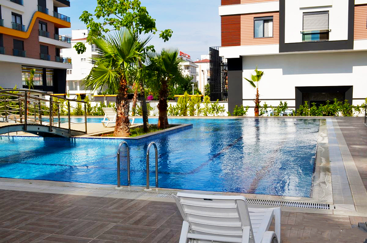 شقة 3 + 1 مع أثاث في كيبيز أنطاليا