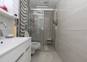 في مركز المدينة - شقة غرفتين وصالة مفروشة - الانيا 