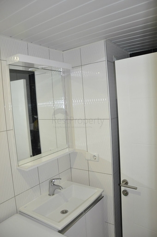 مجمع يضم كافة الخدمات -قريب من البحر - شقة مفروشة 1+1- في مهموتلار / الانيا 