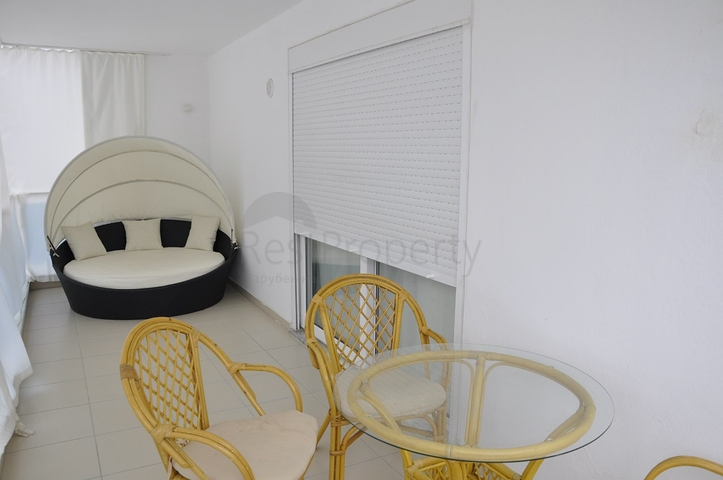 مجمع يضم كافة الخدمات -قريب من البحر - شقة مفروشة 1+1- في مهموتلار / الانيا 