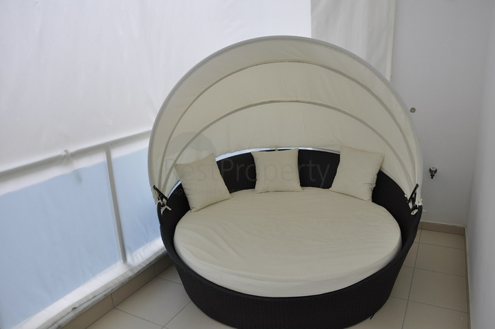 مجمع يضم كافة الخدمات -قريب من البحر - شقة مفروشة 1+1- في مهموتلار / الانيا 