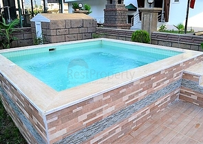 مجمع يضم كافة الخدمات -قريب من البحر - شقة مفروشة 1+1- في مهموتلار / الانيا 