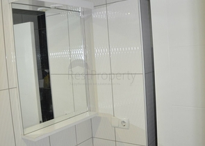 مجمع يضم كافة الخدمات -قريب من البحر - شقة مفروشة 1+1- في مهموتلار / الانيا 