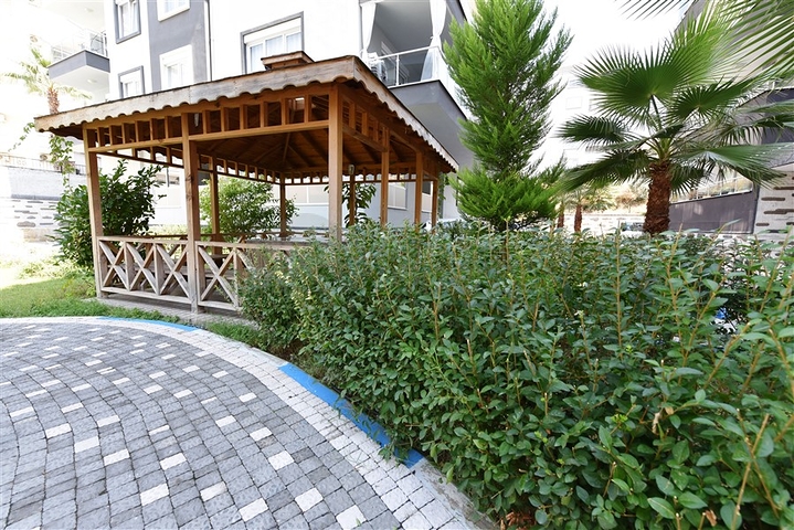 شقة غرفة وصالة - في منطقة مركزية - وضمن مجمع يضم كافة الخدمات - جيكجلي / الانيا 