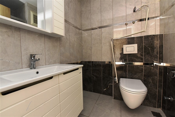 شقة غرفة وصالة - في منطقة مركزية - وضمن مجمع يضم كافة الخدمات - جيكجلي / الانيا 