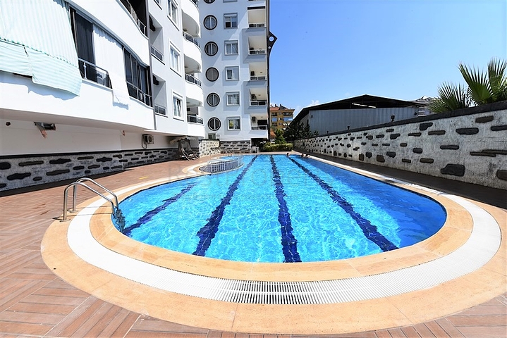 شقة غرفة وصالة - في منطقة مركزية - وضمن مجمع يضم كافة الخدمات - جيكجلي / الانيا 