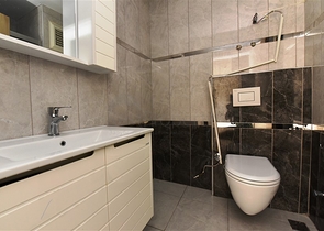 شقة غرفة وصالة - في منطقة مركزية - وضمن مجمع يضم كافة الخدمات - جيكجلي / الانيا 