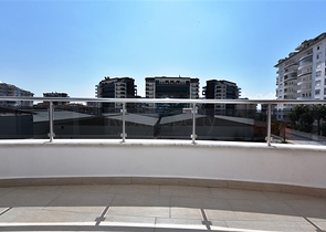 شقة غرفة وصالة - في منطقة مركزية - وضمن مجمع يضم كافة الخدمات - جيكجلي / الانيا 