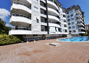 شقة غرفة وصالة - في منطقة مركزية - وضمن مجمع يضم كافة الخدمات - جيكجلي / الانيا 