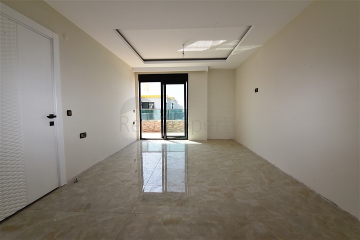 اطلالة بحر مباشرة - دوبلكس فاخرة 4 غرف وصالة - في مهموتلار / الانيا 